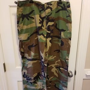 Camouflage Men's Cargo Pants, Large